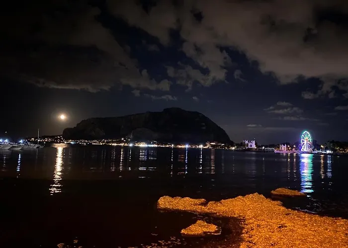 The White Sail - Mondello Apartment With Terrace - Casa Di Vincenzo E Andrea